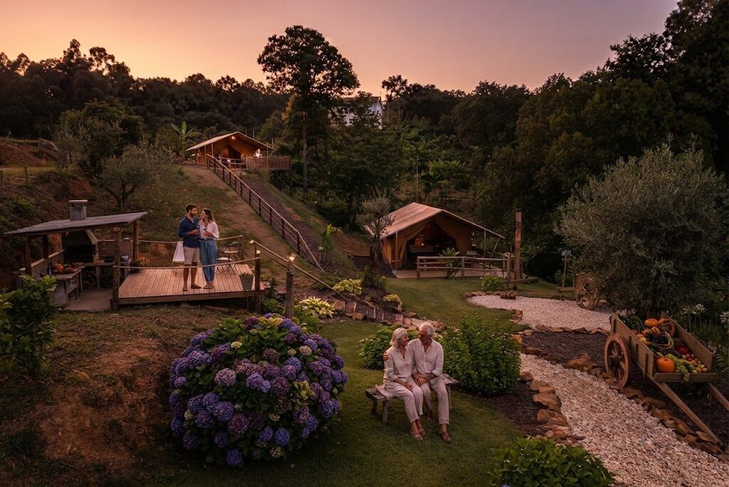 Iurte com esplanada e espreguiçadeiras — Glamping em Setúbal