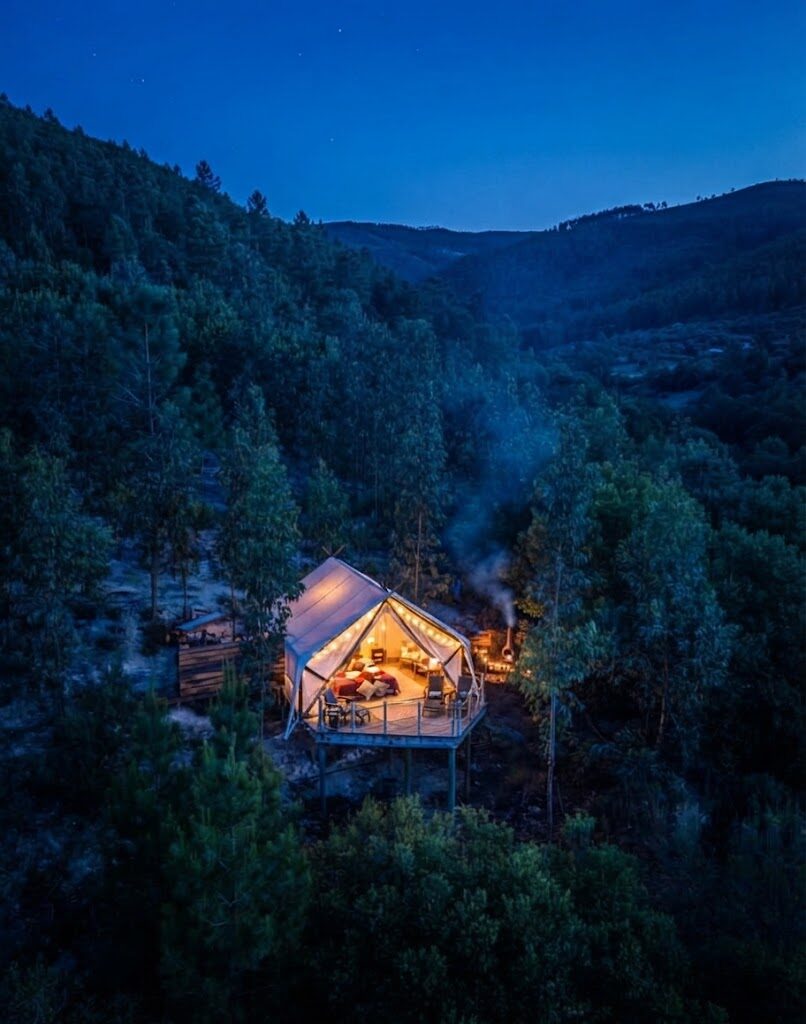 Domo transparente com vista sobre a paisagem — Melhor Glamping de Portugal