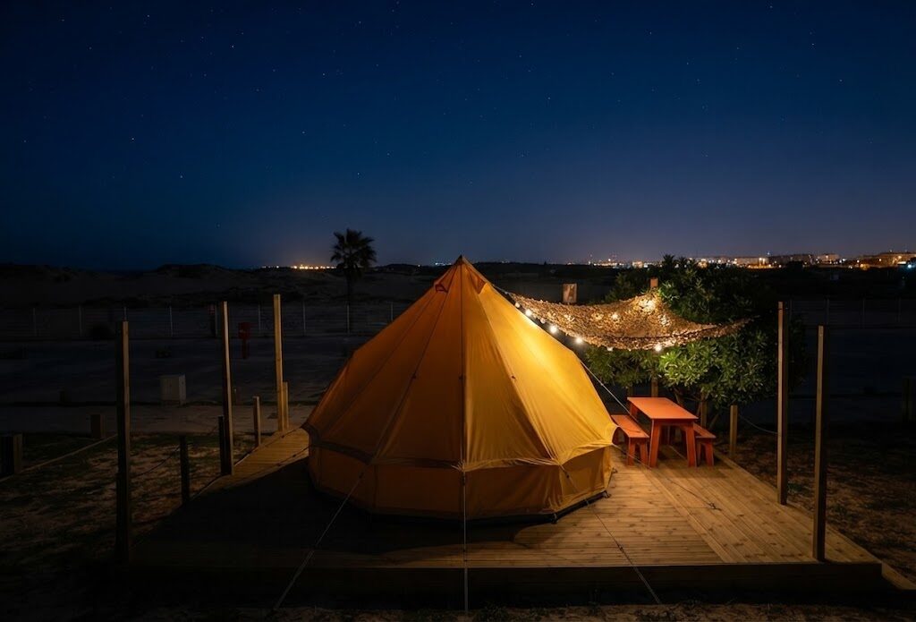 Domo transparente com vista sobre a paisagem — O Que É Glamping em Portugal e Como Funciona